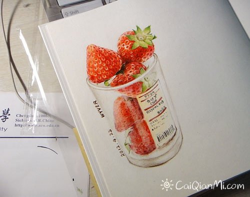 彩铅画MUJI杯子和草莓的步骤教程