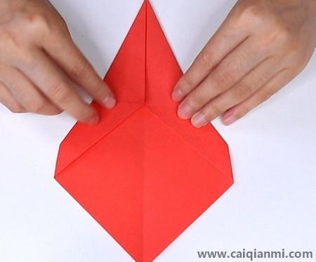 用纸折扇子方法怎么折？用纸折扇子方法折纸教程