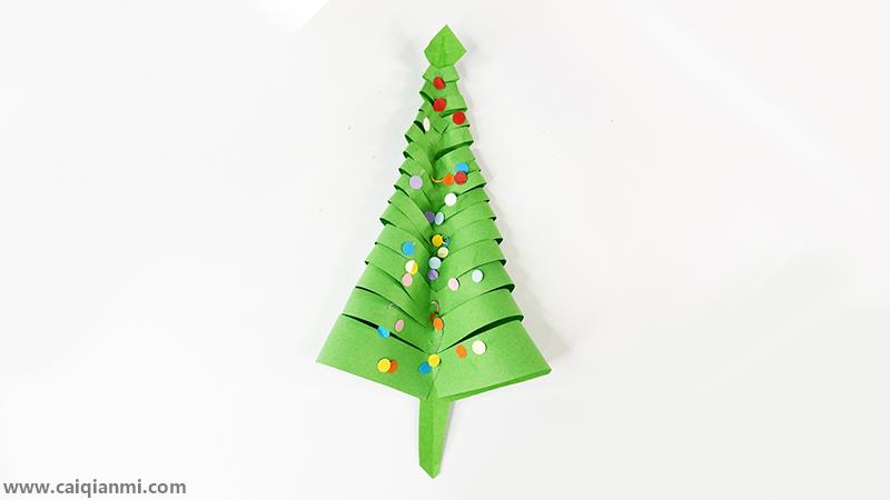 折纸圣诞树 圣诞树折纸教程 简单