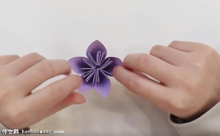 折一朵简单的花怎么折教程 如何折一朵简单的花