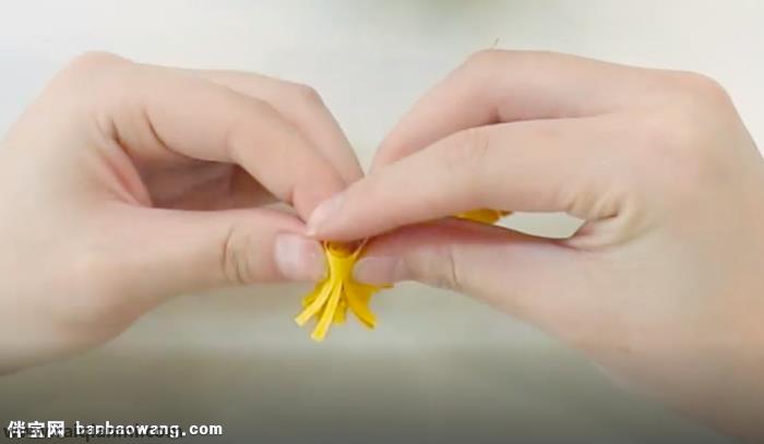 莲花灯的折法视频教程 烧纸莲花灯的折法