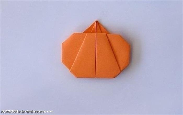 折纸南瓜灯怎么折 南瓜灯笼折纸方法