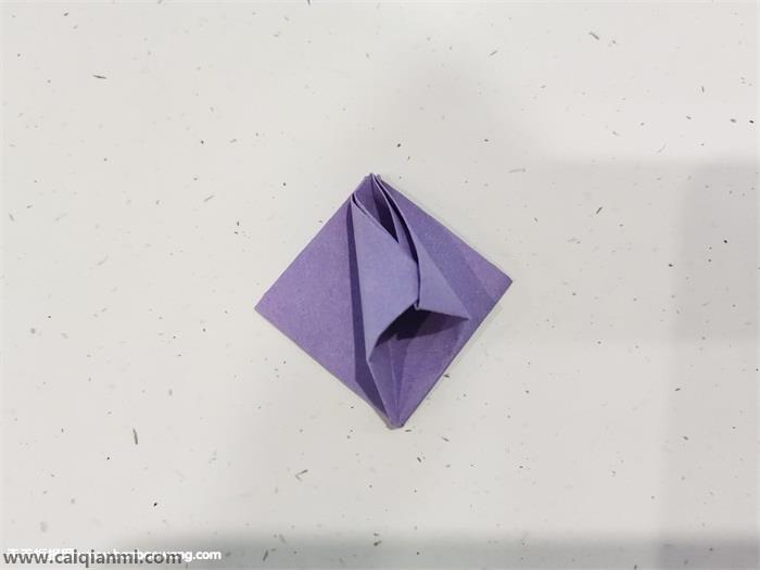 儿童郁金香折法视频 儿童折纸郁金香的折法