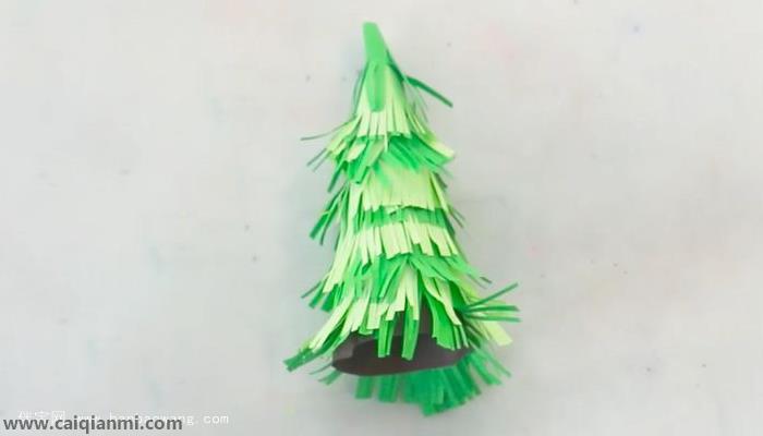 圣诞树怎么折立体又好 简单立体圣诞树的折法