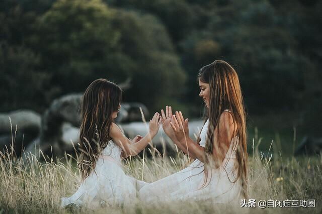 给自闭症儿童上课，课堂上可以玩什么小游戏？