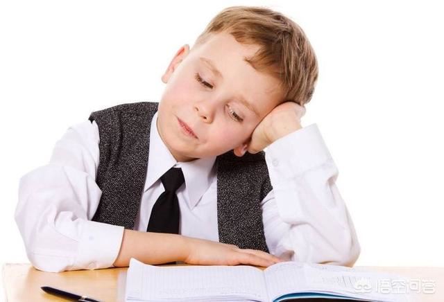 孩子上一年级，上课老是不听课，请教有何办法