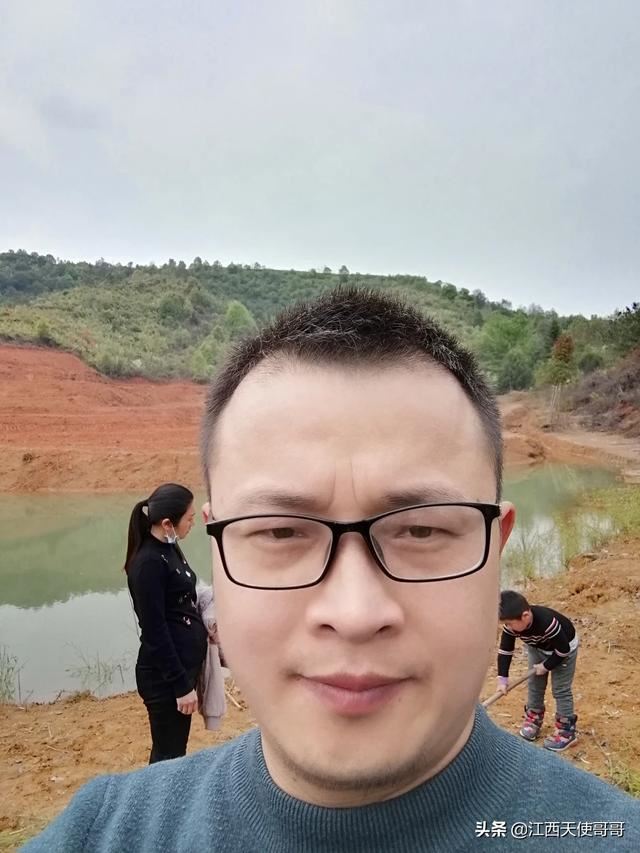 什么科目的老师当班主任比较好