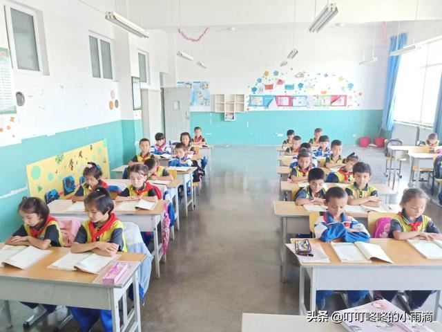 教师的一天，究竟有多累