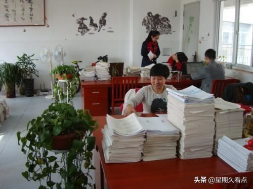 教师的一天，究竟有多累