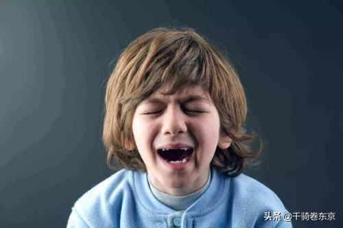4岁叛逆期的孩子如何教育