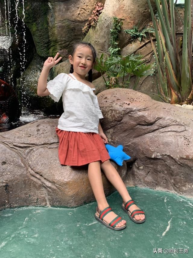 怎样教育5岁的农村小女孩子