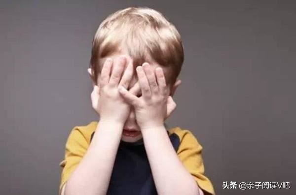5岁孩子一发脾气就举手要打爸爸妈妈怎么办