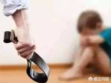 小孩不听说的话，打他好吗
